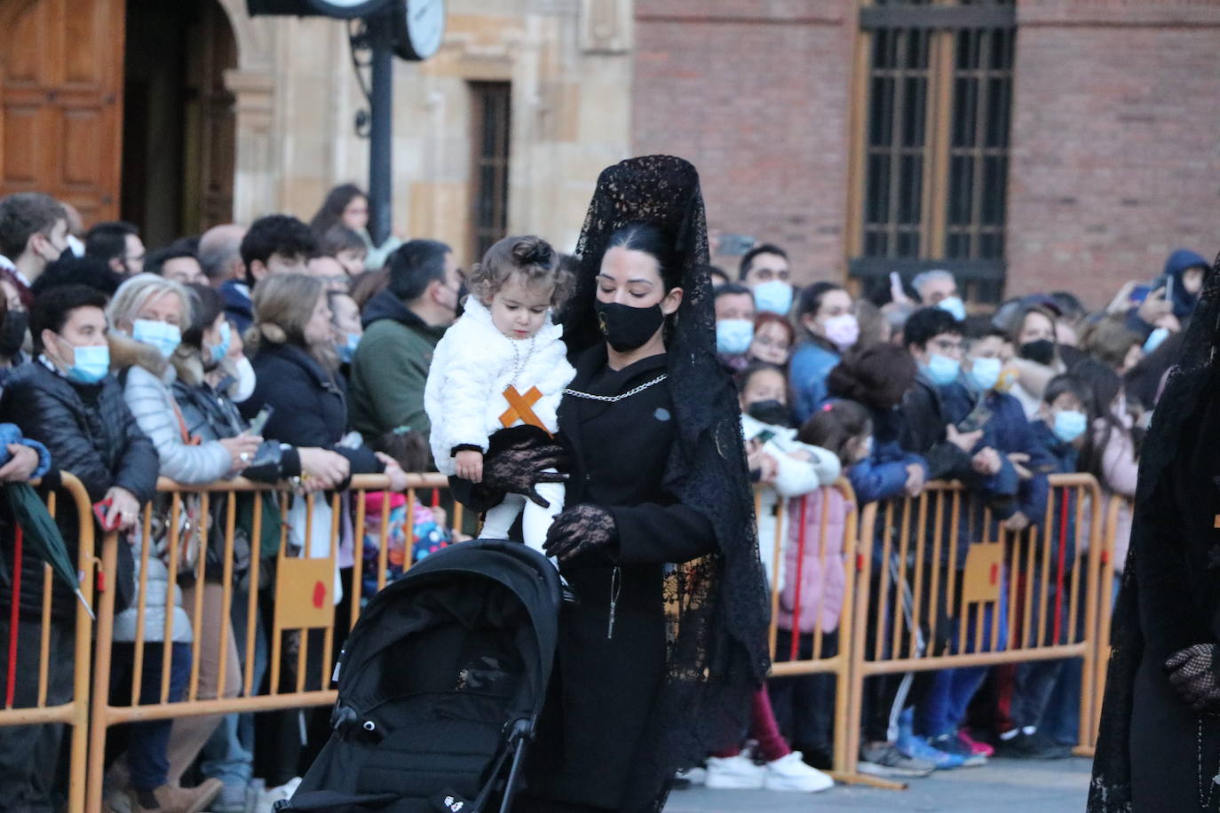 Uno de los momentos de la Procesión del Perdón. 