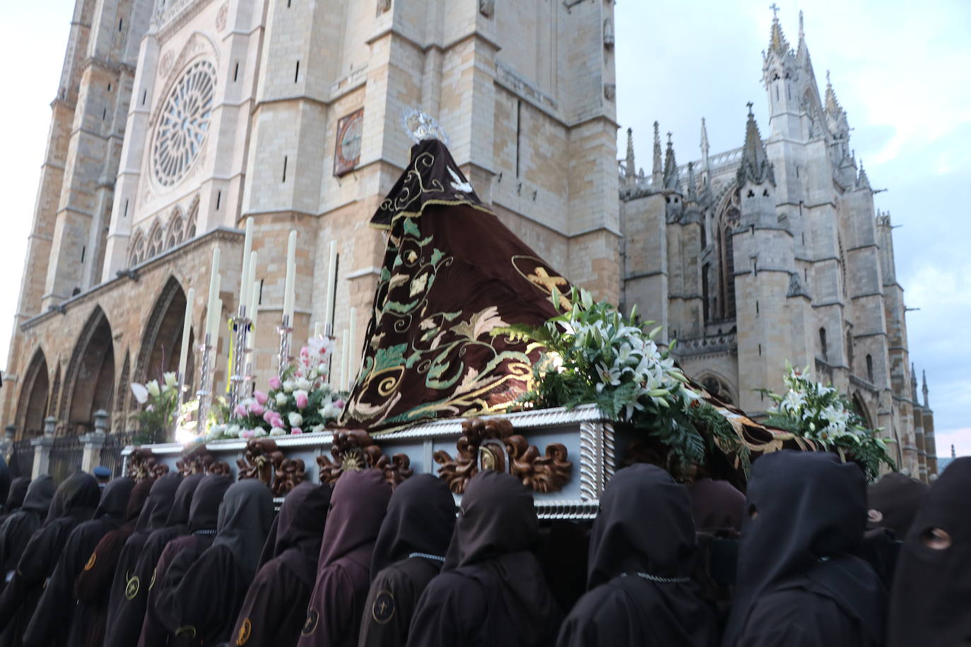 Uno de los momentos de la Procesión del Perdón. 