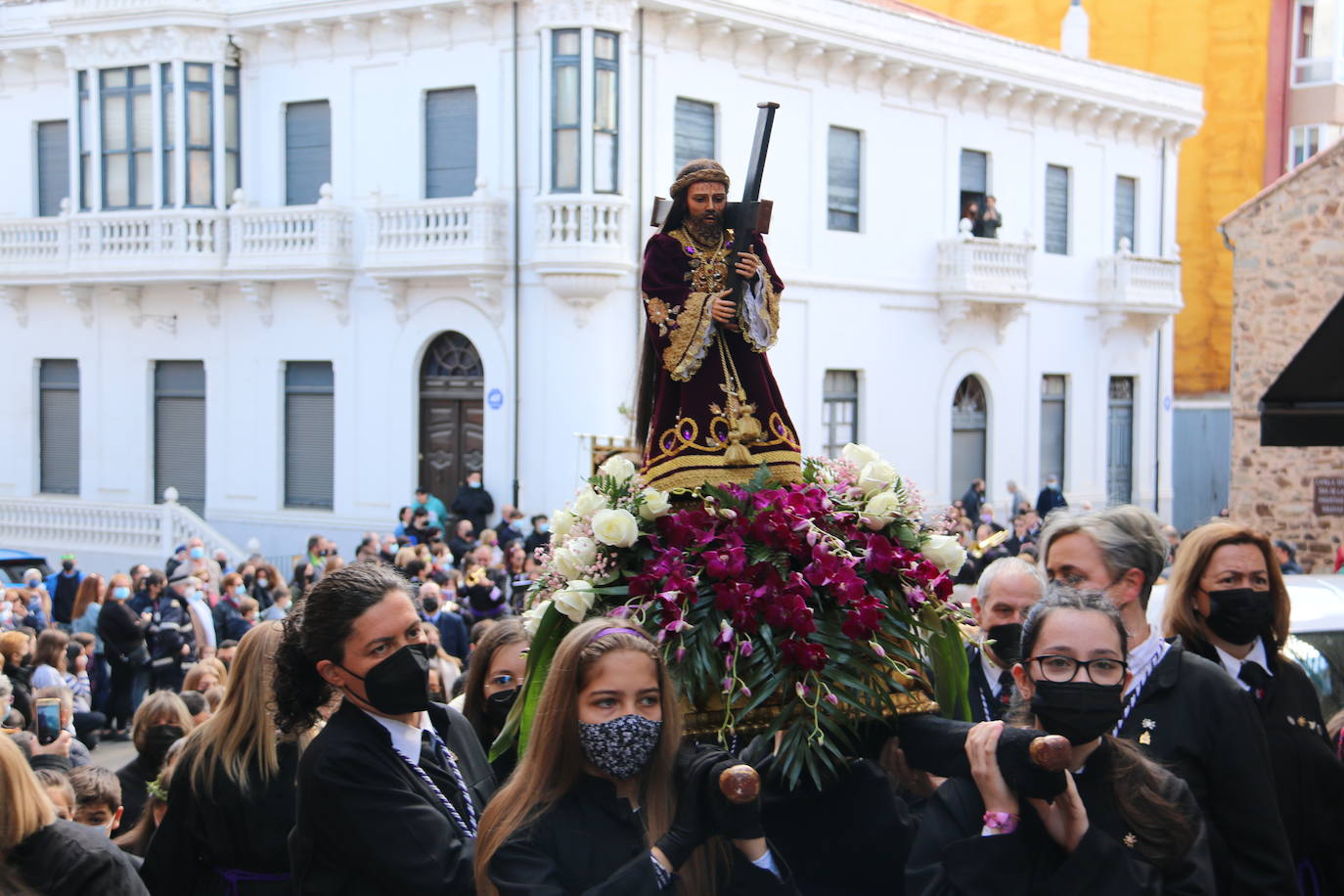 Fotos: El Santo Potajero alimenta a La Bañeza