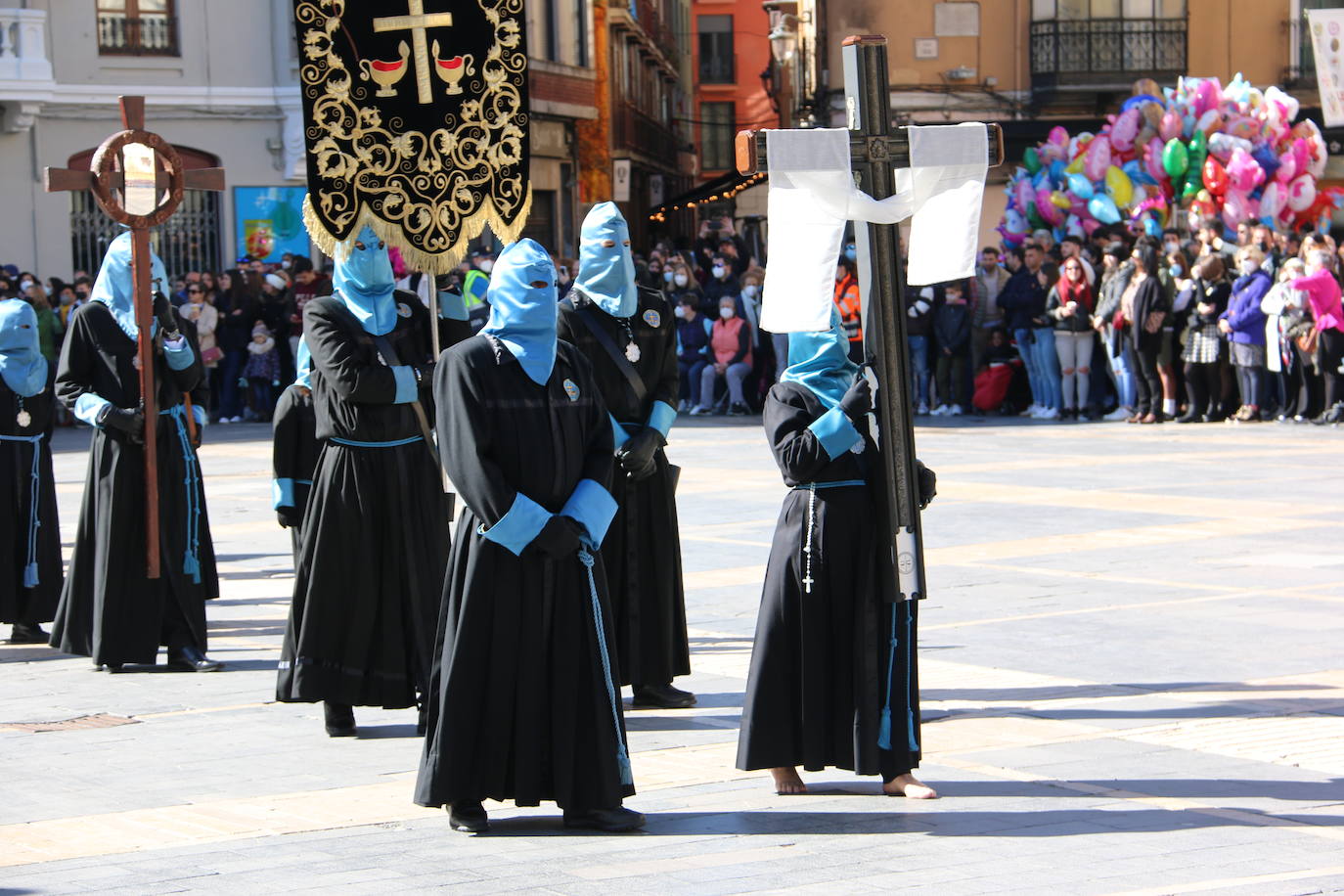 Fotos: Cofradía de las Bienaventuranzas | El &#039;Moreno&#039; se alza al cielo