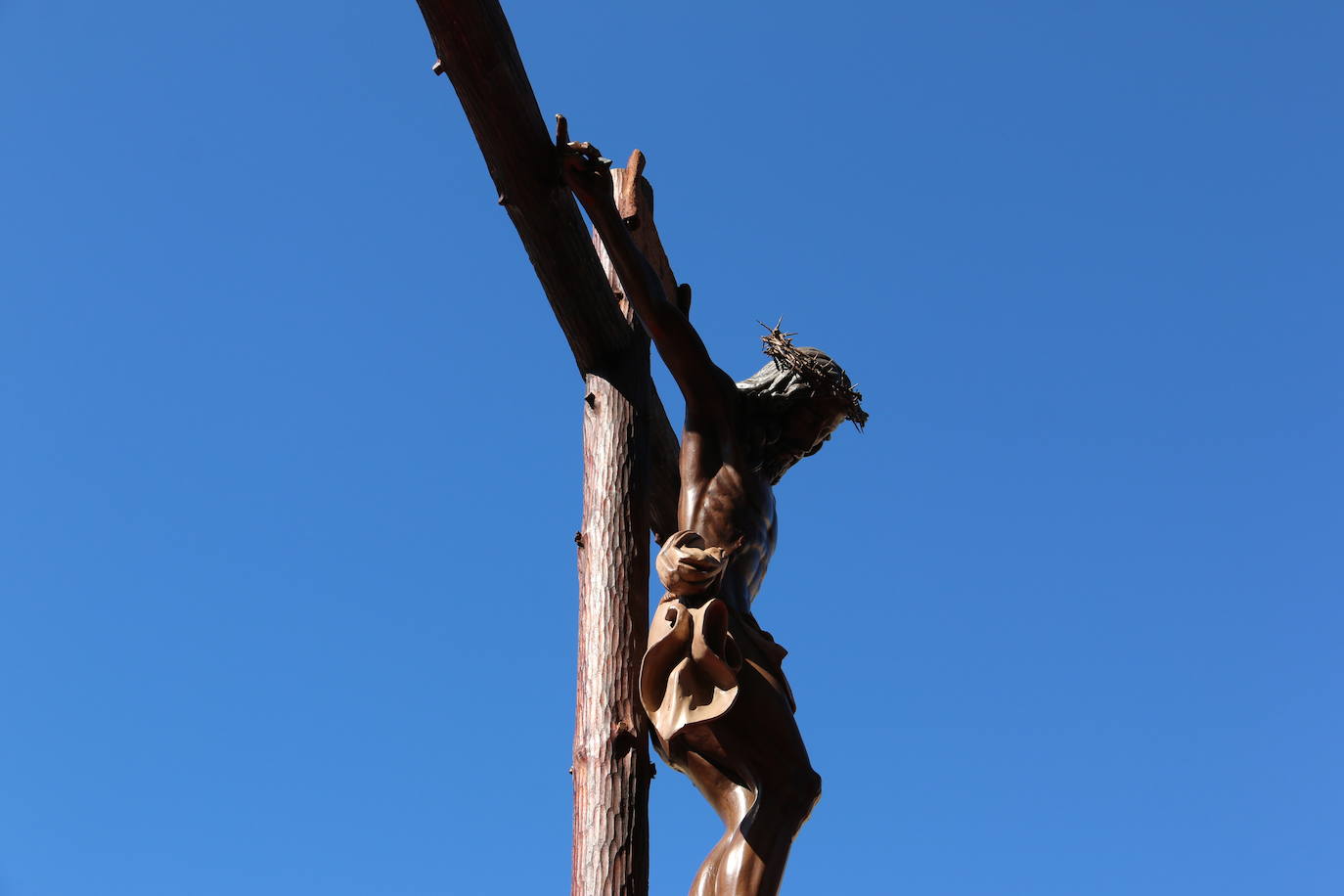 Fotos: Cofradía de las Bienaventuranzas | El &#039;Moreno&#039; se alza al cielo