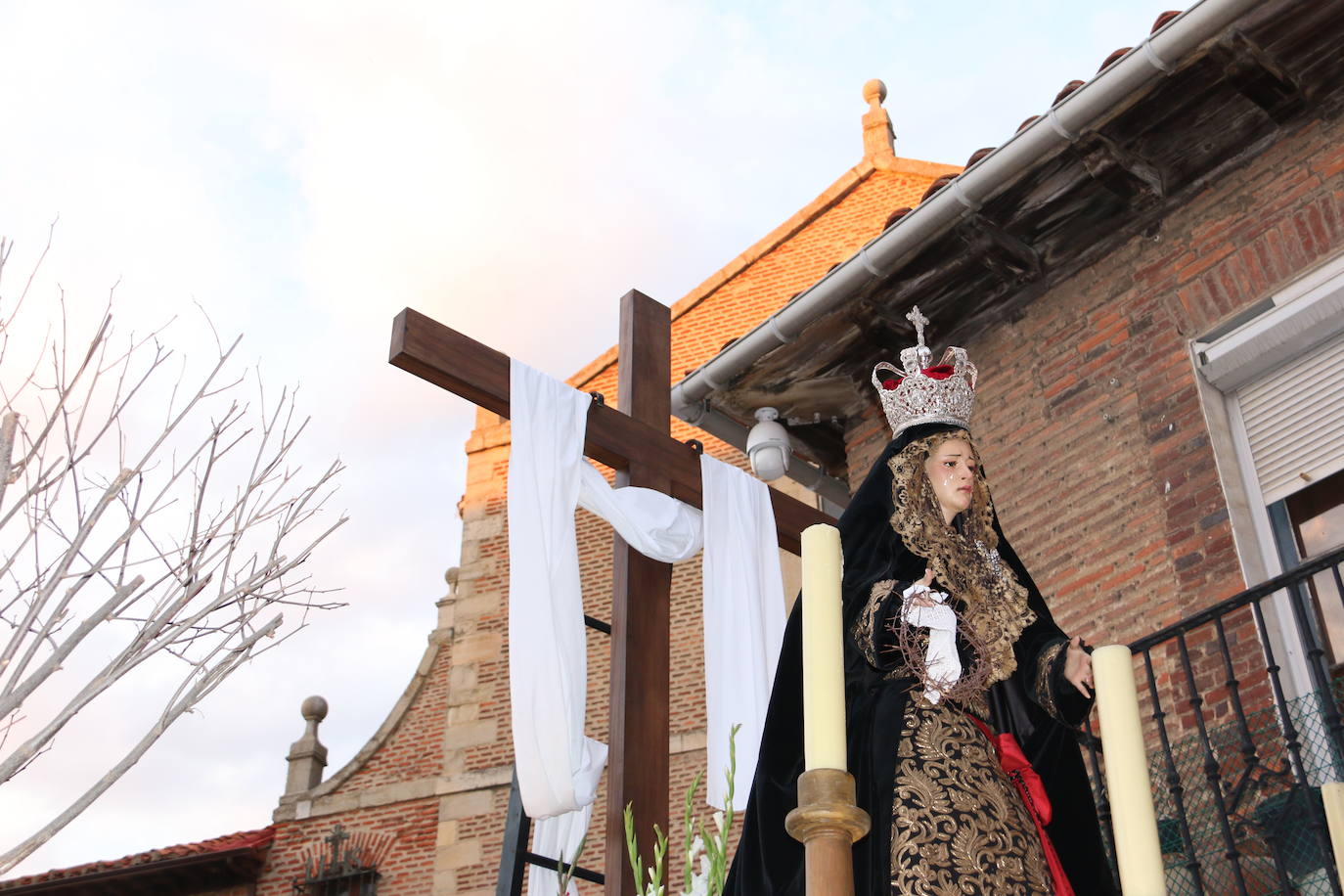 Las Tinieblas llegan a Santa Marina