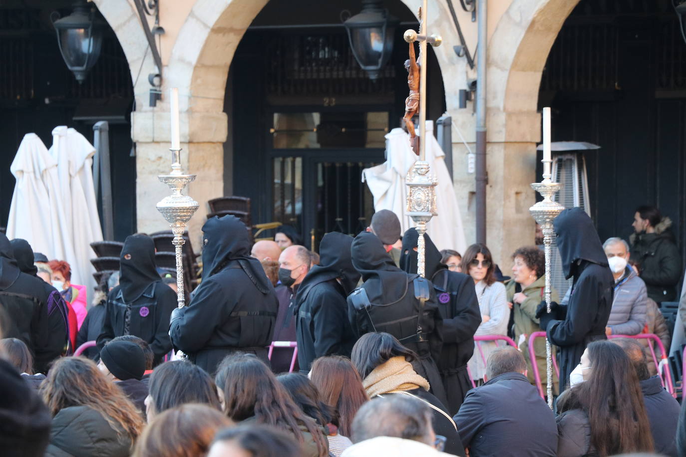 Fotos: Procesión de los Pasos, al completo