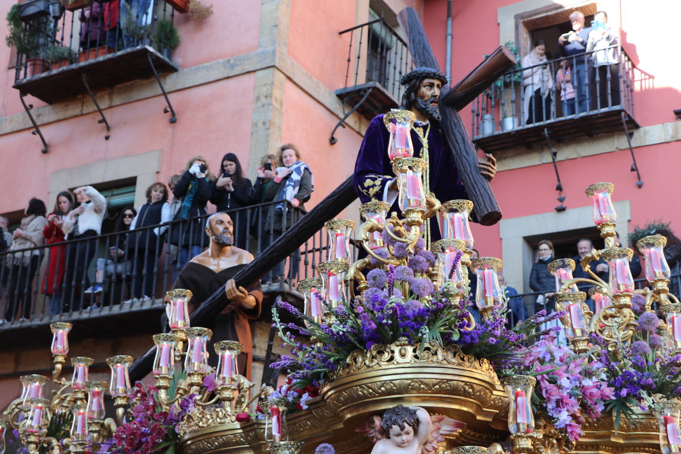 Fotos: Procesión de los Pasos, al completo