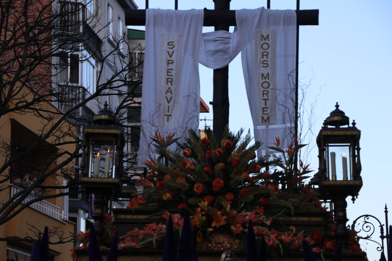 Procesión de La Soledad, dentro de la Cofradía de Jesús Divino Obrero. 