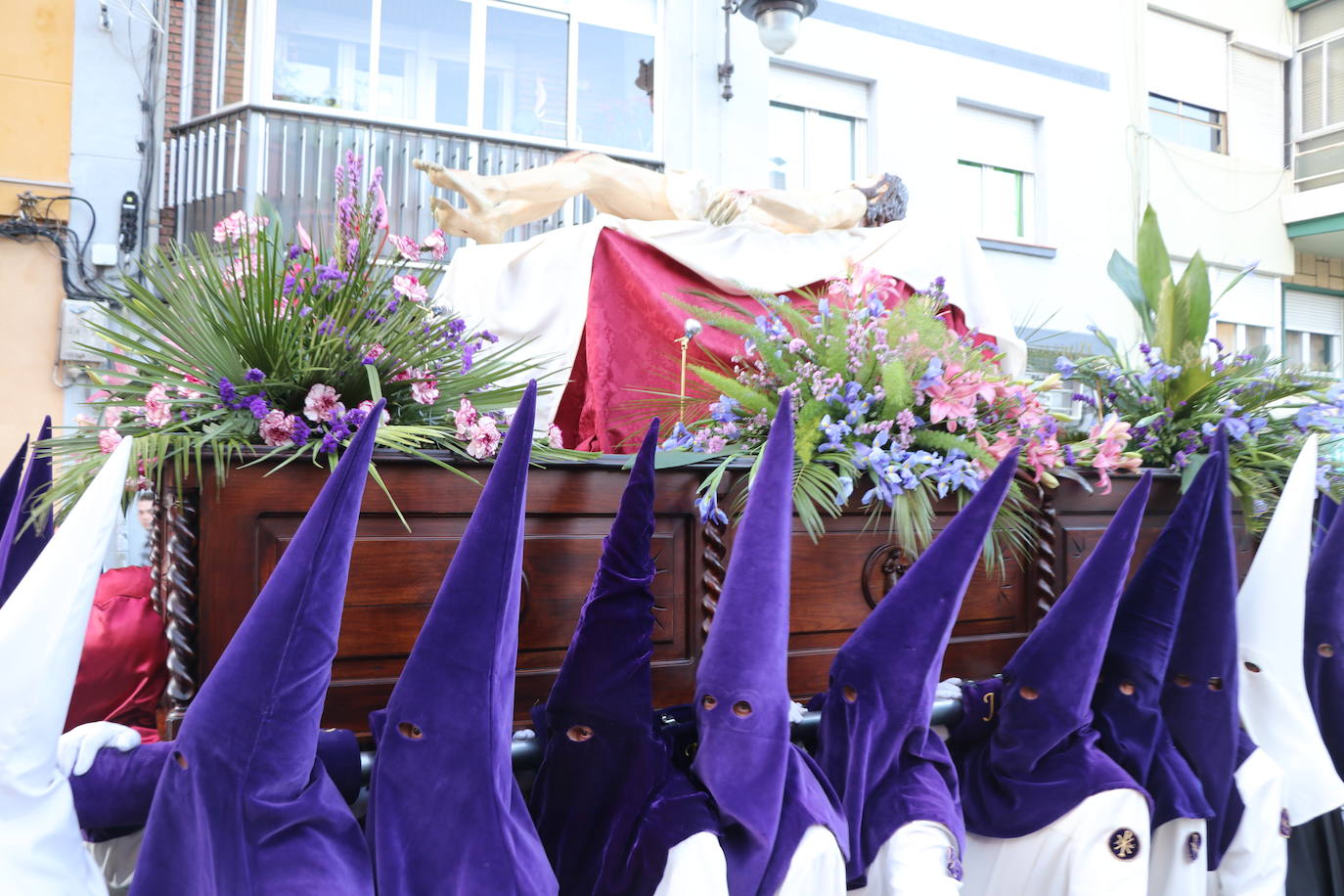 Procesión de La Soledad, dentro de la Cofradía de Jesús Divino Obrero. 