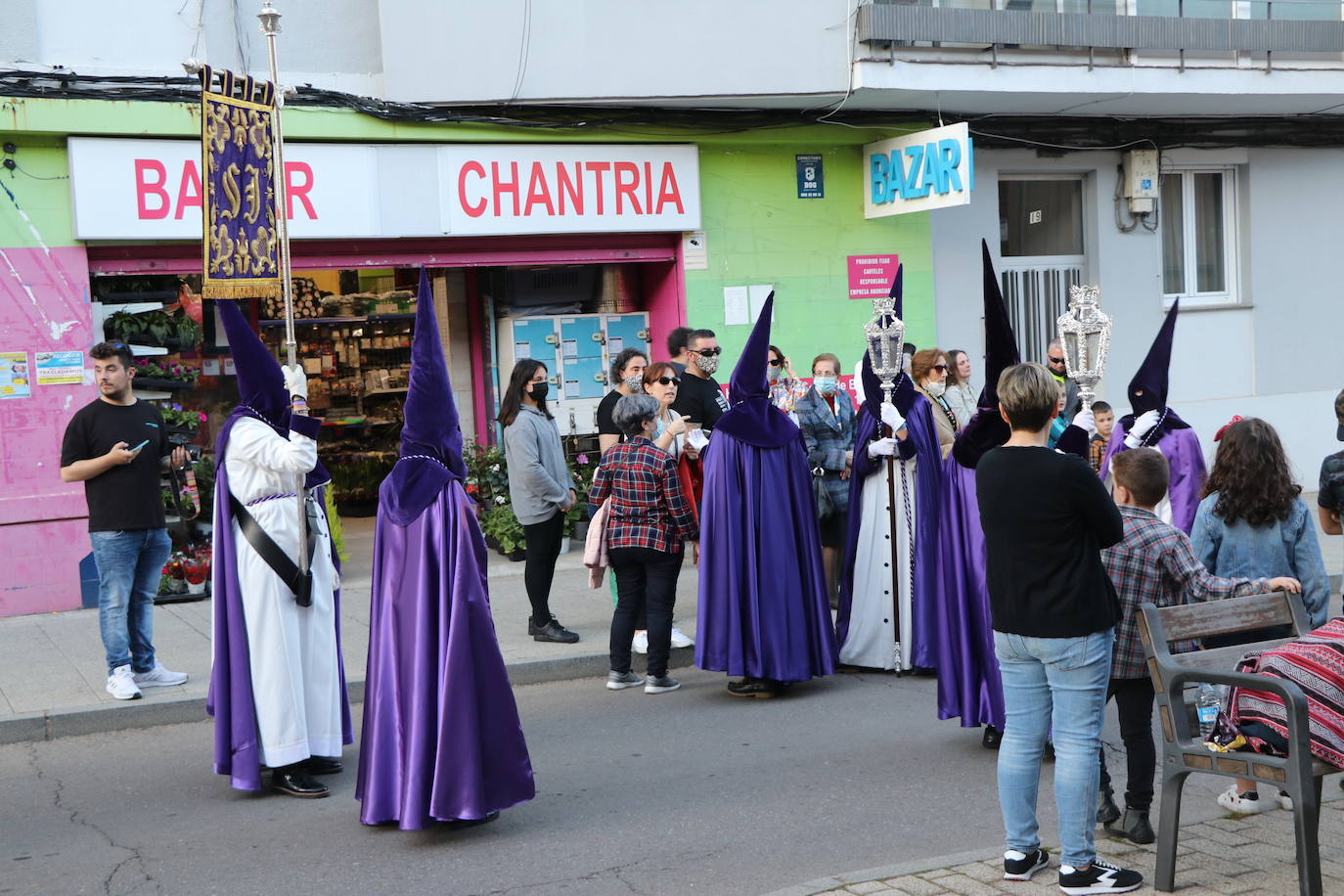 Procesión de La Soledad, dentro de la Cofradía de Jesús Divino Obrero. 