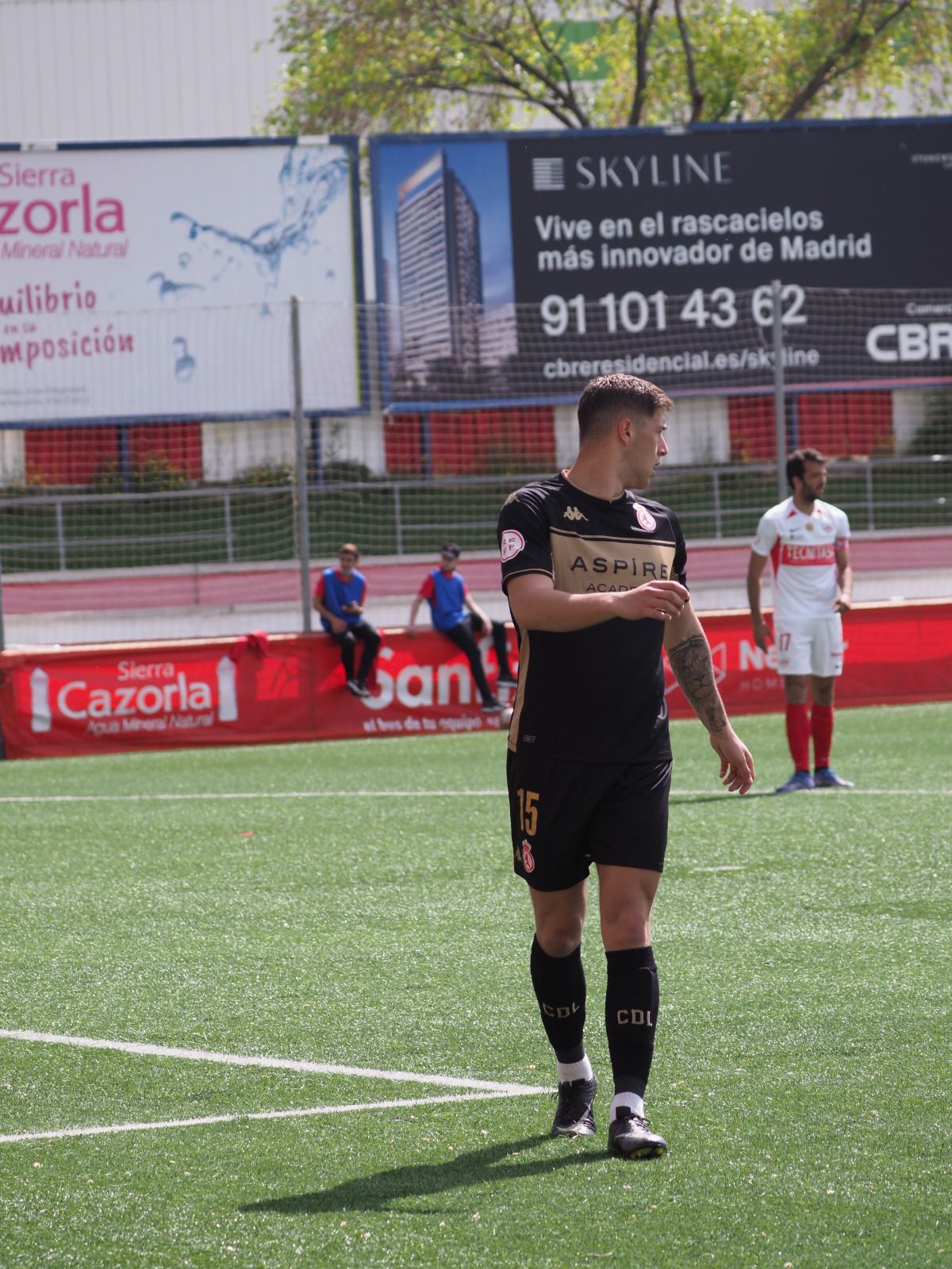 El conjunto leonés gana con autoridad al Sanse y se distancia de los puestos de descenso.