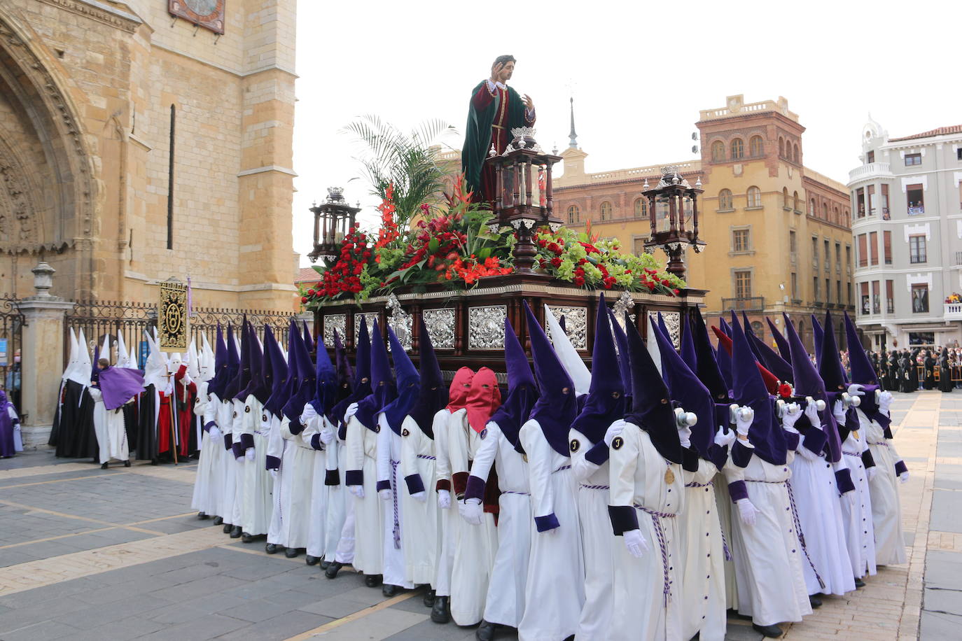 Fotos: El Encuentro embriaga León de Resurrección