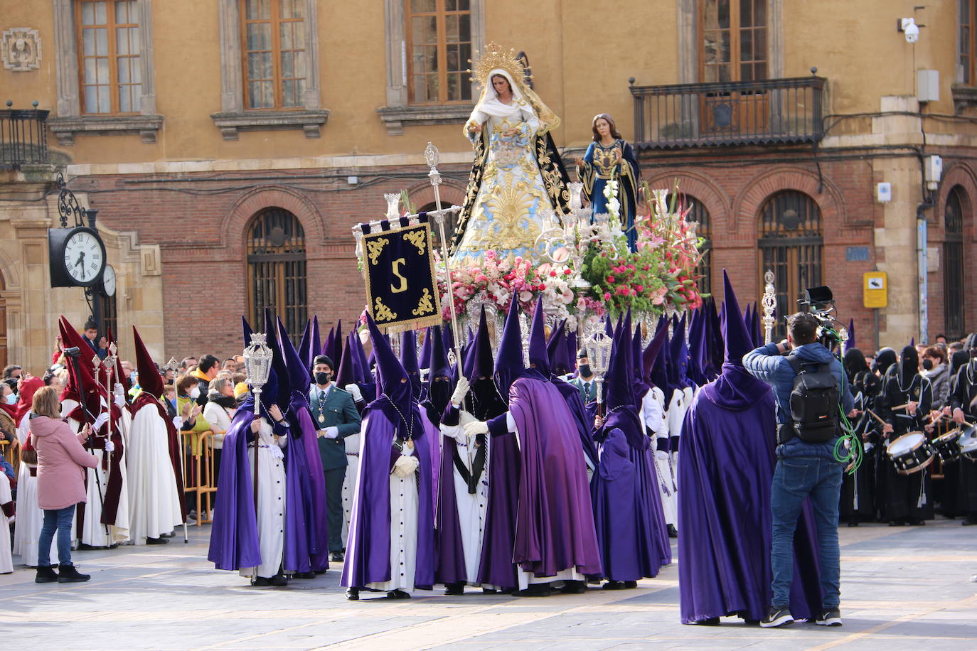 Fotos: El Encuentro embriaga León de Resurrección