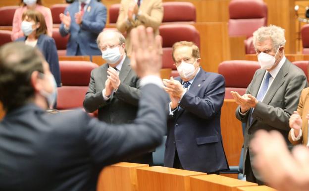 Galería. Mañueco toma posesión como nuevo presidente de la Junta. 