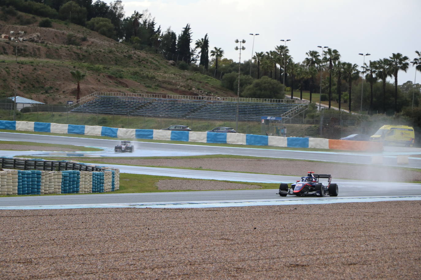 leonoticias acompaña al piloto leonés en una sesión de entrenamientos en Jerez.