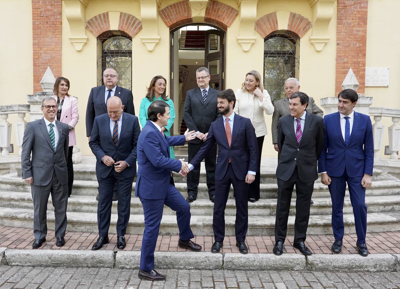 Primera reunión del nuevo gobierno de la Junta en la reunión del Consejo de Gobierno.