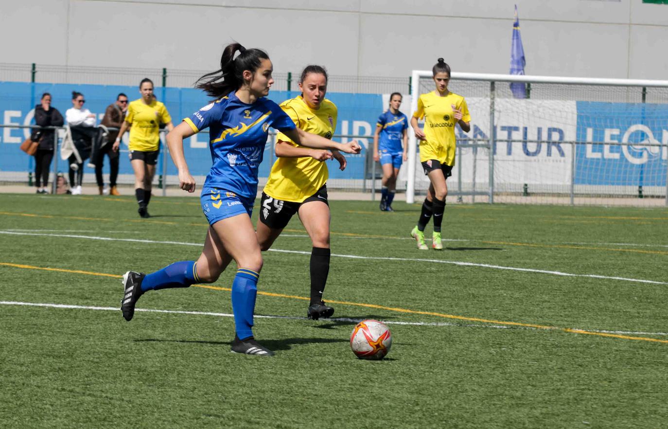 Fotos: Partido entre el Olímpico y el Sporting