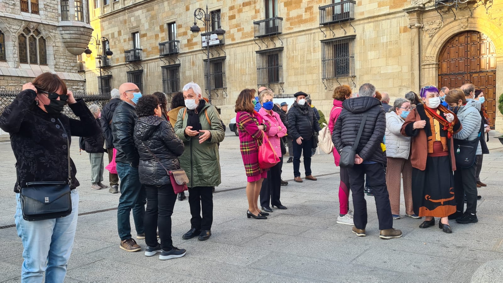 Fotos: León se conmueve en un nuevo Lunes sin Sol