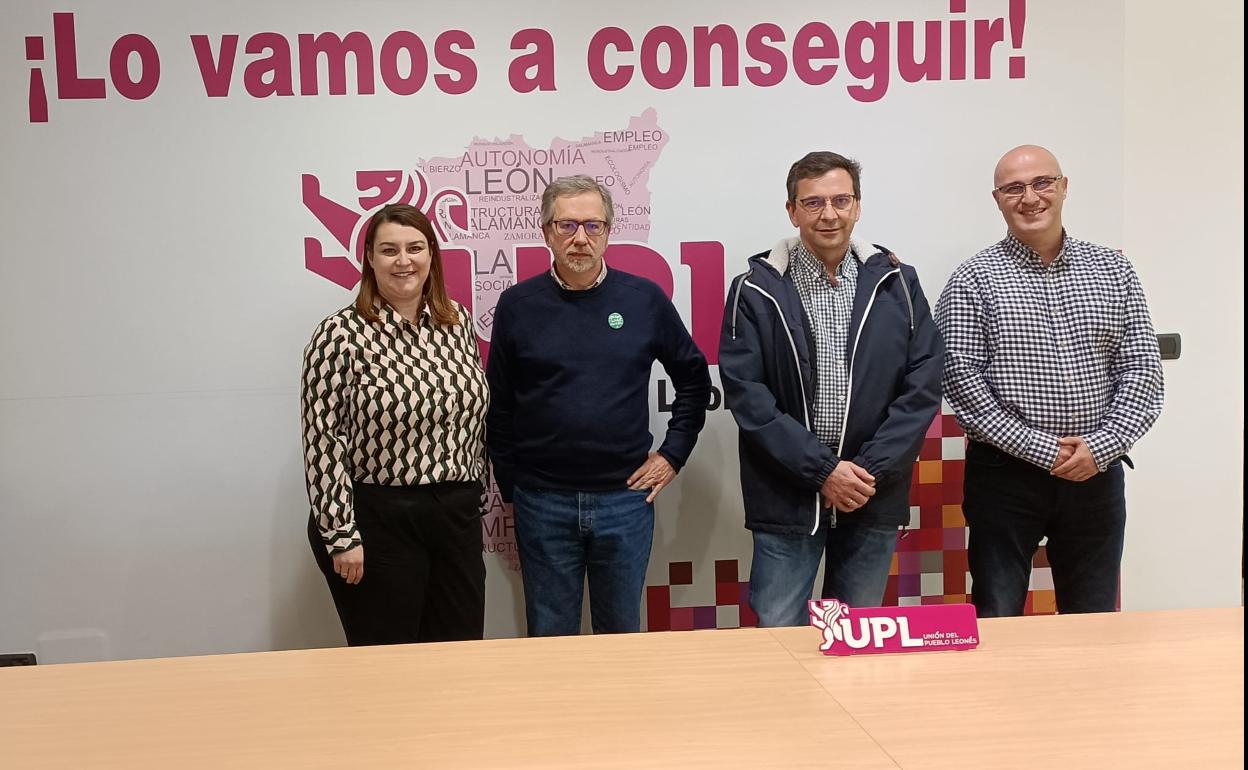 Reunión de la consejería de educación de UPL con sindicatos.