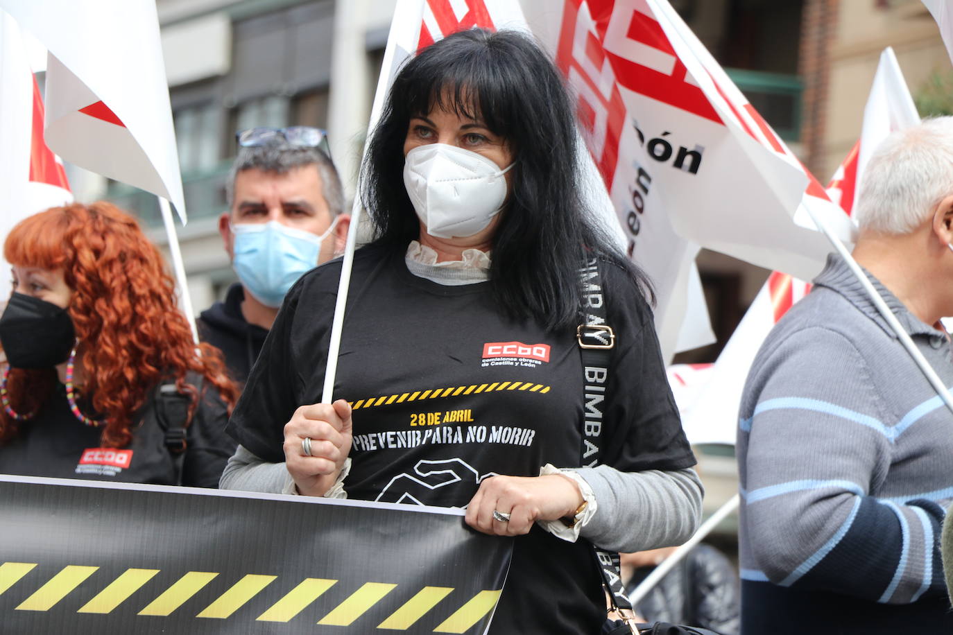 UGT y CCOO se concentran para reclamar una mayor implicación en la prevención de riesgos laborales.