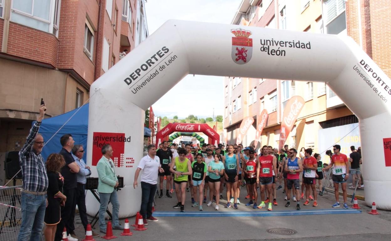 Salida de la prueba Ciudad de Ponferrada – XXV Aniversario del Campus, organizada por la Universidad de León y por el Ayuntamiento de Ponferrada. 