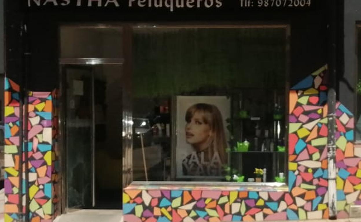 Local que se ha visto asaltado esta madrugada mediante la técnica del butrón.