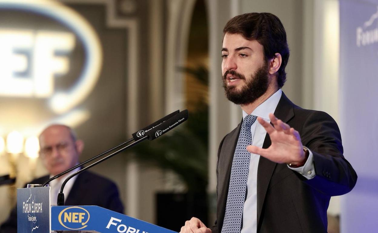 n su intervención en el Fórum de Nueva Economía, García-Gallardo se comprometió a utilizar el altavoz institucional para dar a conocer «la persecución de las empresas en la comunidad».