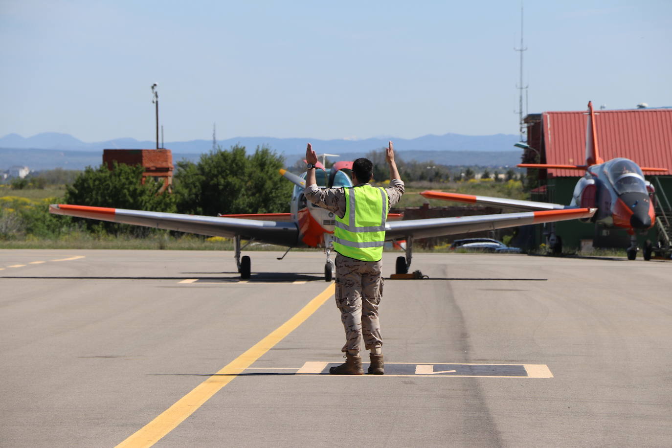 V Jornada de Vuelo Adaptado para usuarios del CRE de San Andrés del Rabanedo 