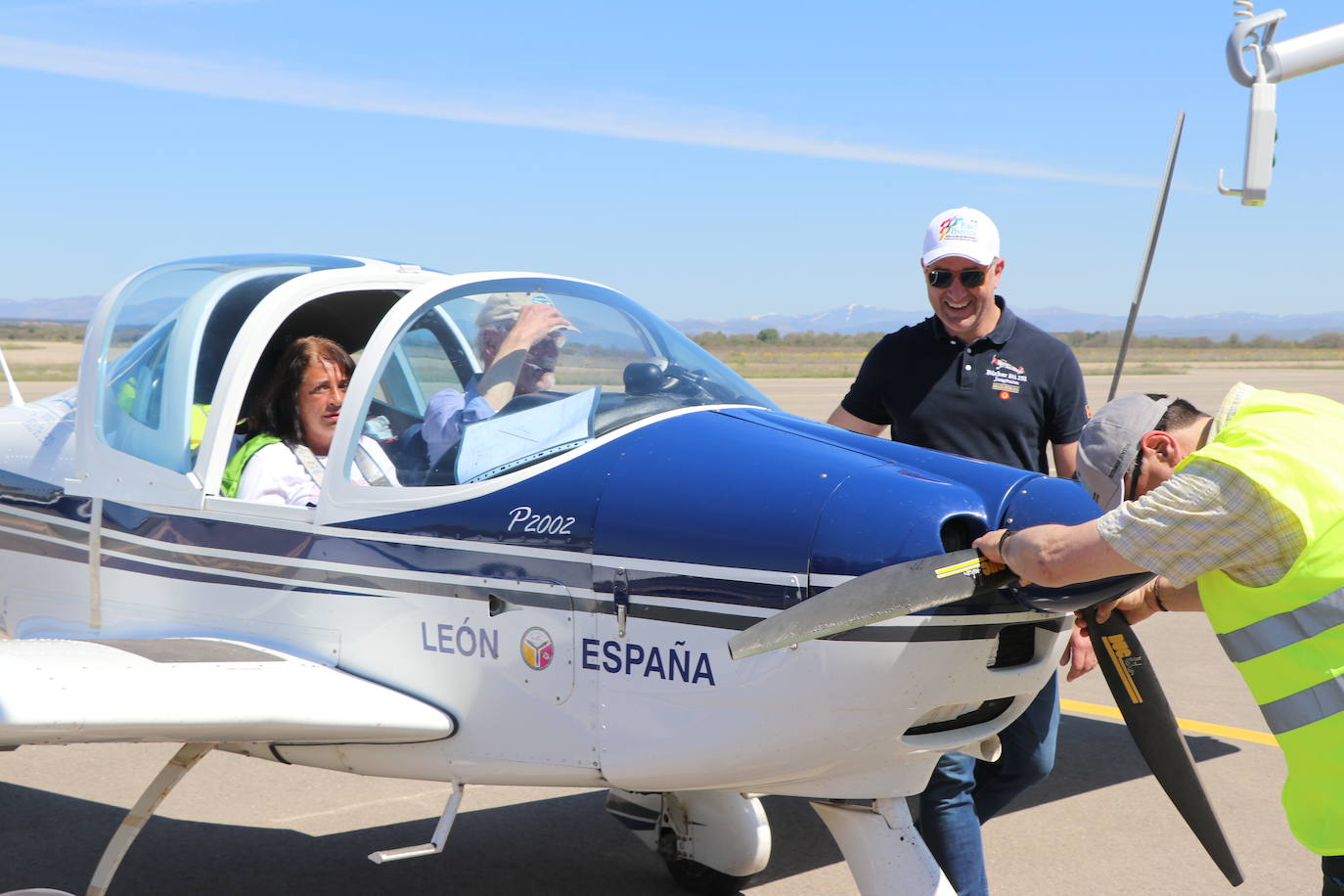 V Jornada de Vuelo Adaptado para usuarios del CRE de San Andrés del Rabanedo 