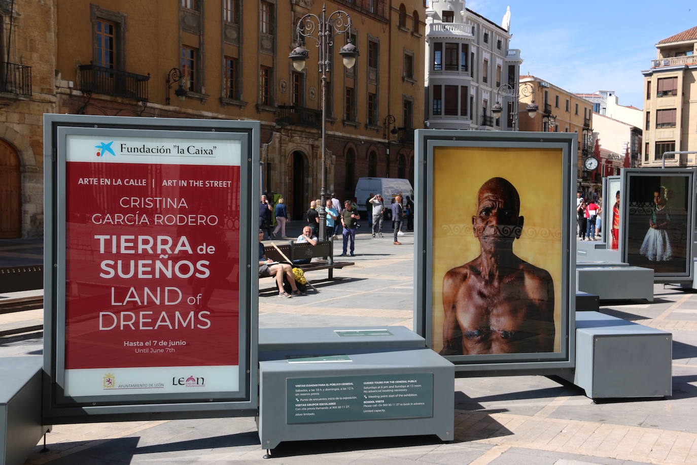 Presentación de la exposición fotográfica 'Tierra de sueños'