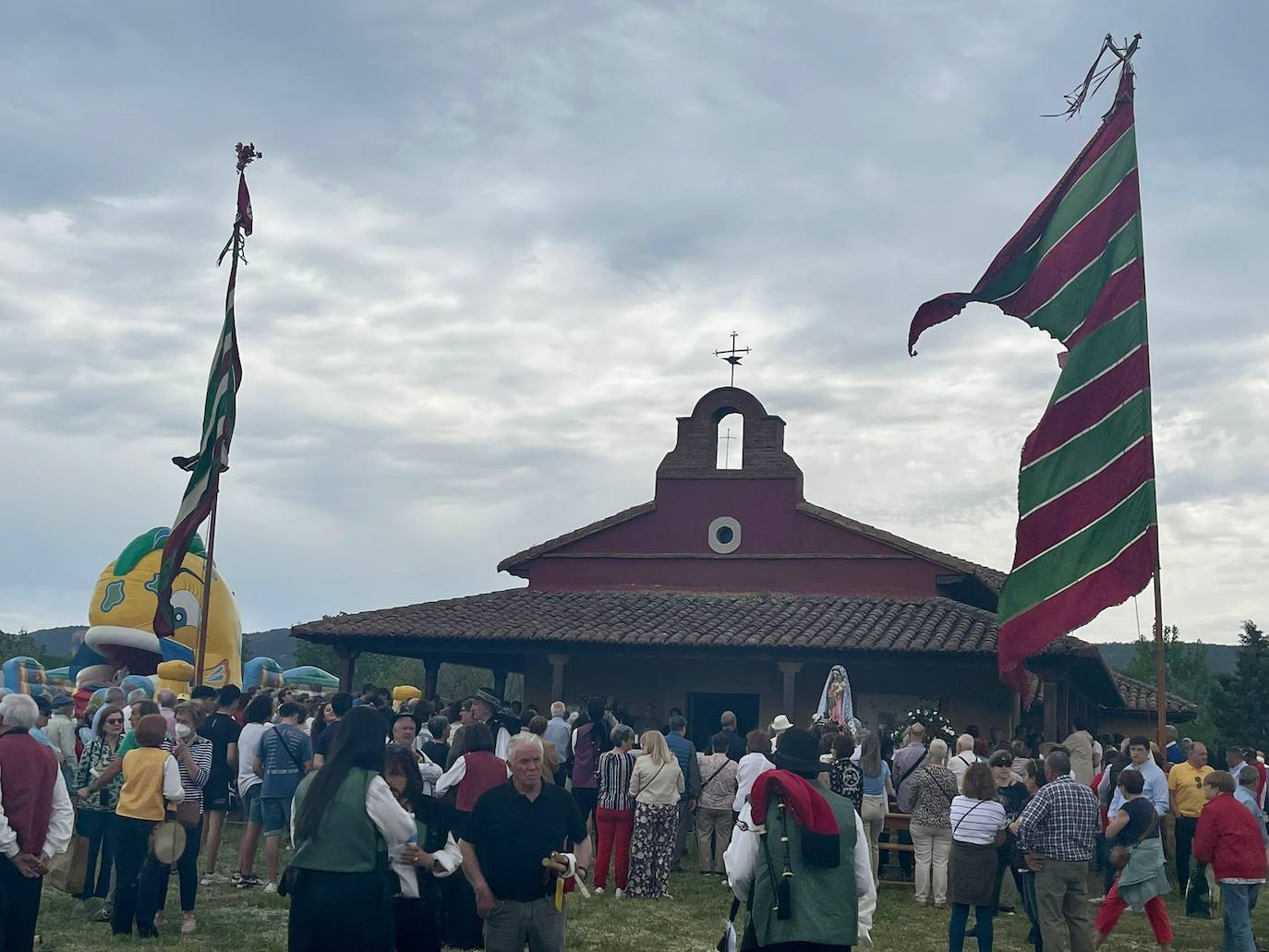 Fotos: La romería para honrar a la Virgen de Villasfrías