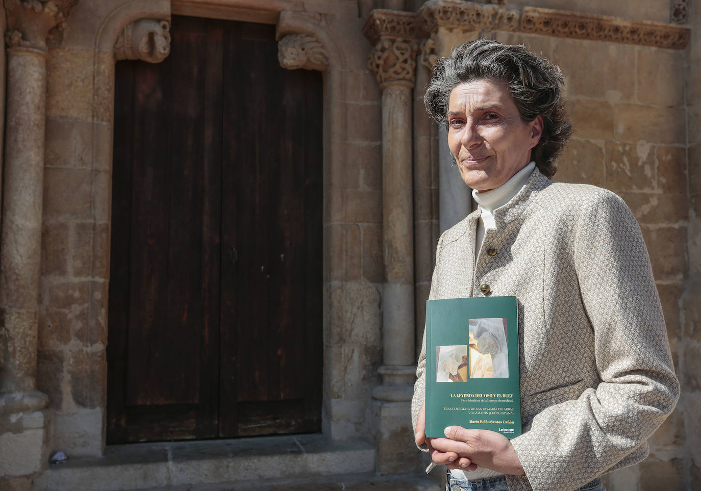 María Belén Santos, autora del libro 'La leyenda del oso y el buey'.