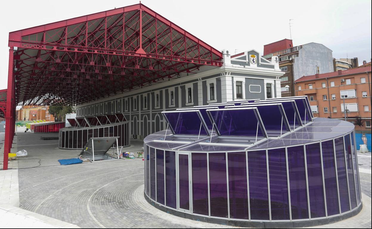 Zona Peatonal Que Queda Tras La Integración Del Ferrocarril En El Entorno De La Estación De León.