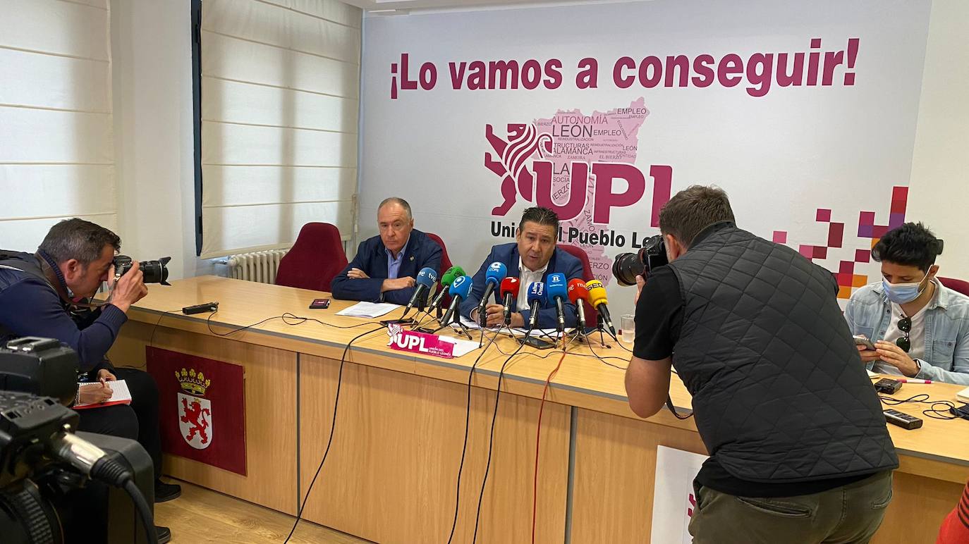 Comparecencia de UPL sobre el pacto con el PSOE. 