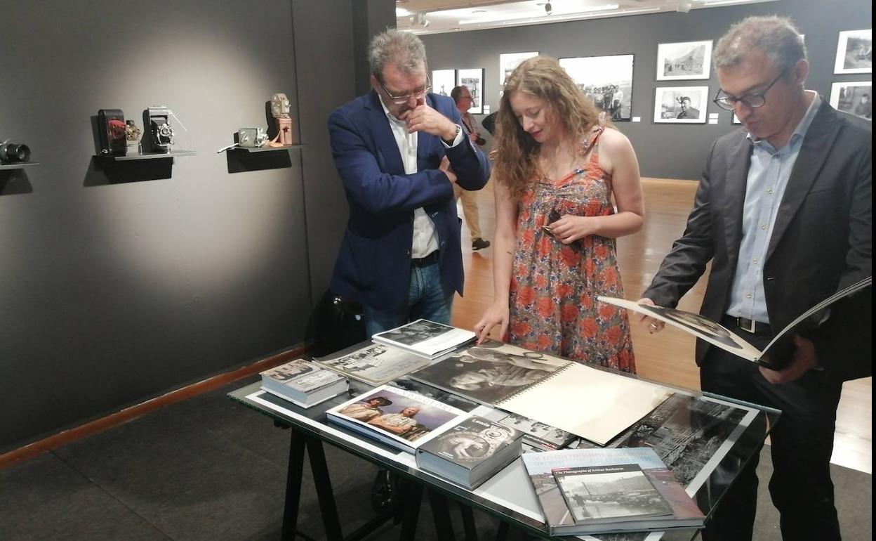 La delegada de la Junta visita el Museo de la Siderurgia y la Minería.