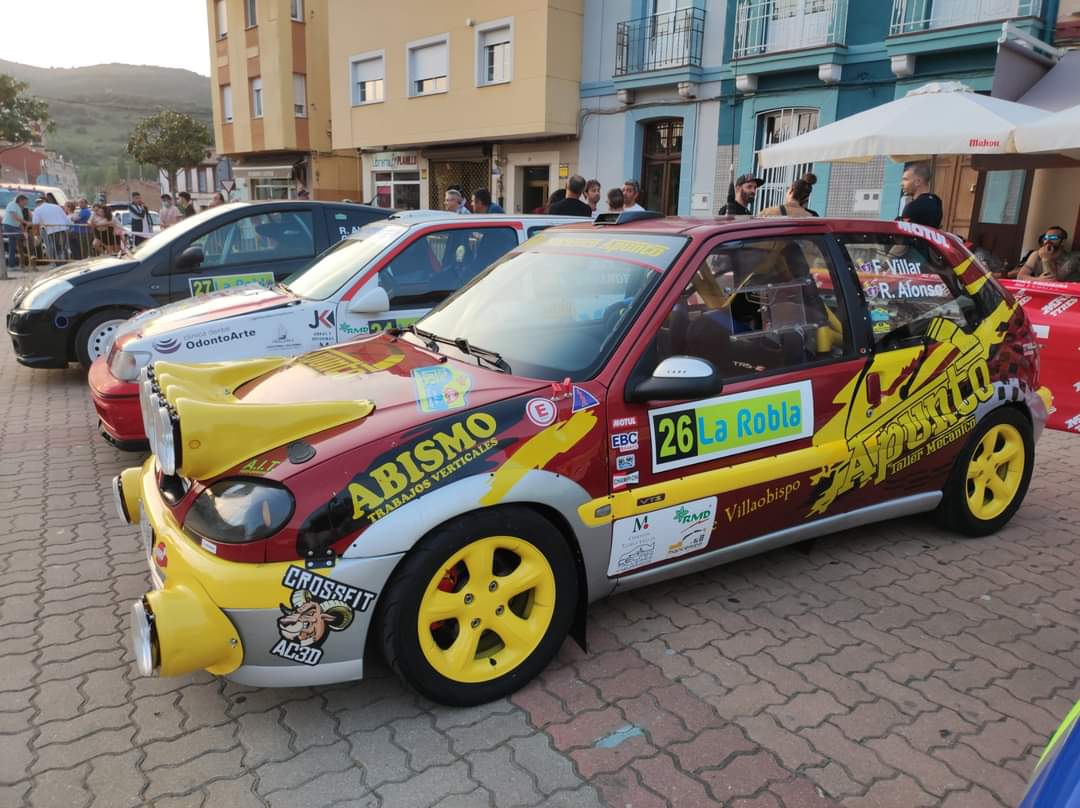 Medio centenar de participantes forman parte del Rally León 