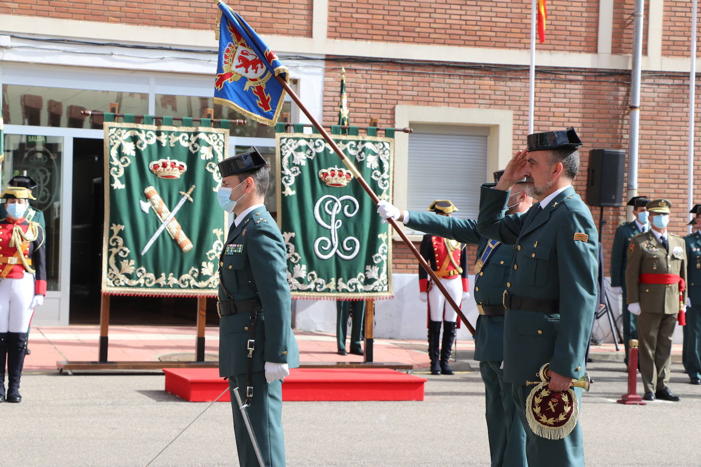 Fotos: Actos conmemorativos del 178 aniversario de la Guardia Civil en León