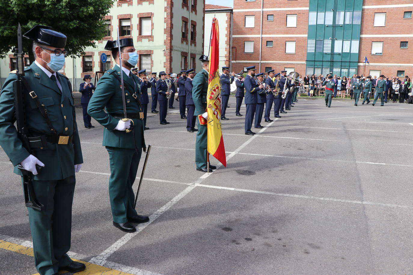 Fotos: Actos conmemorativos del 178 aniversario de la Guardia Civil en León