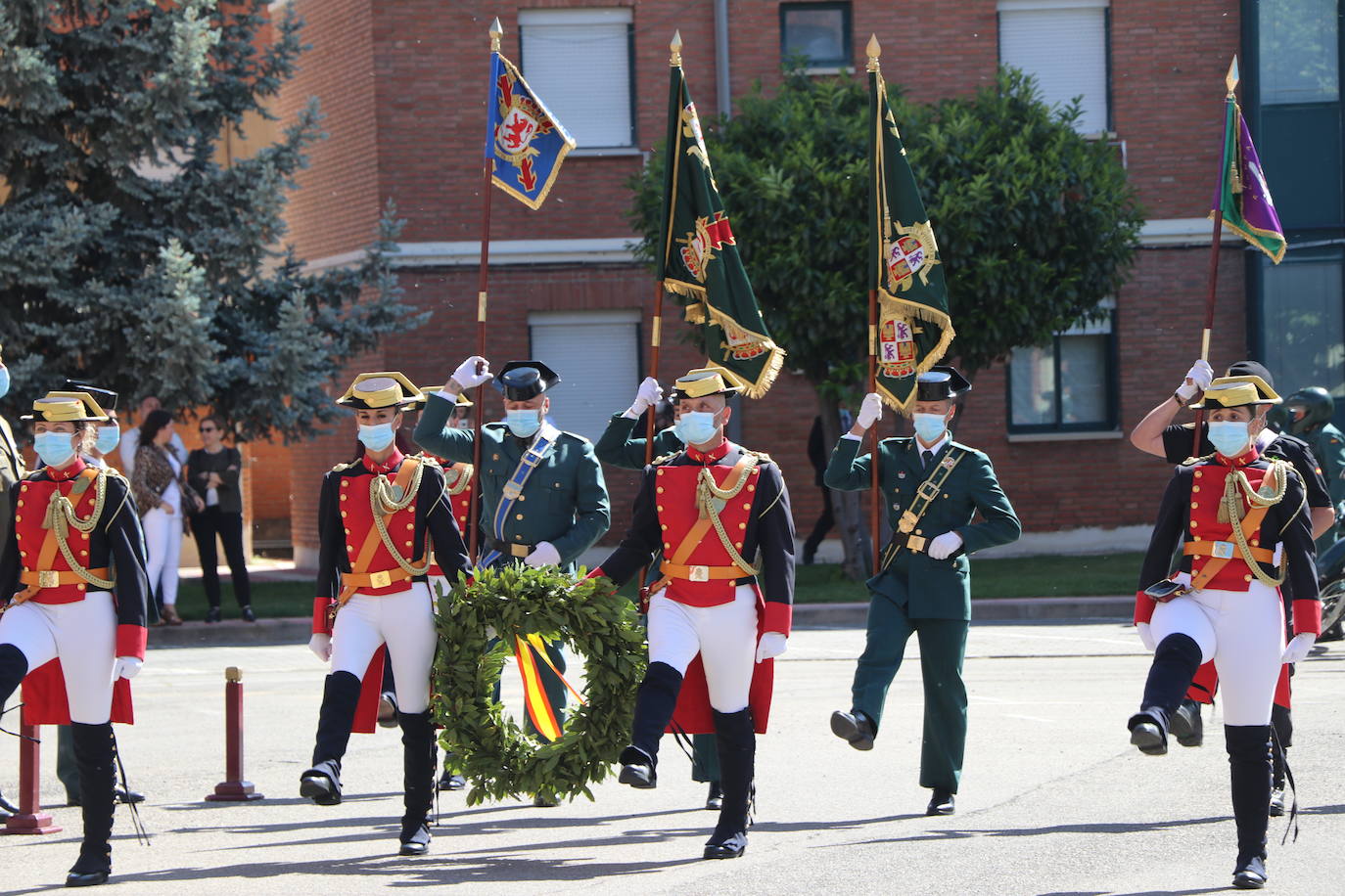 Fotos: Actos conmemorativos del 178 aniversario de la Guardia Civil en León