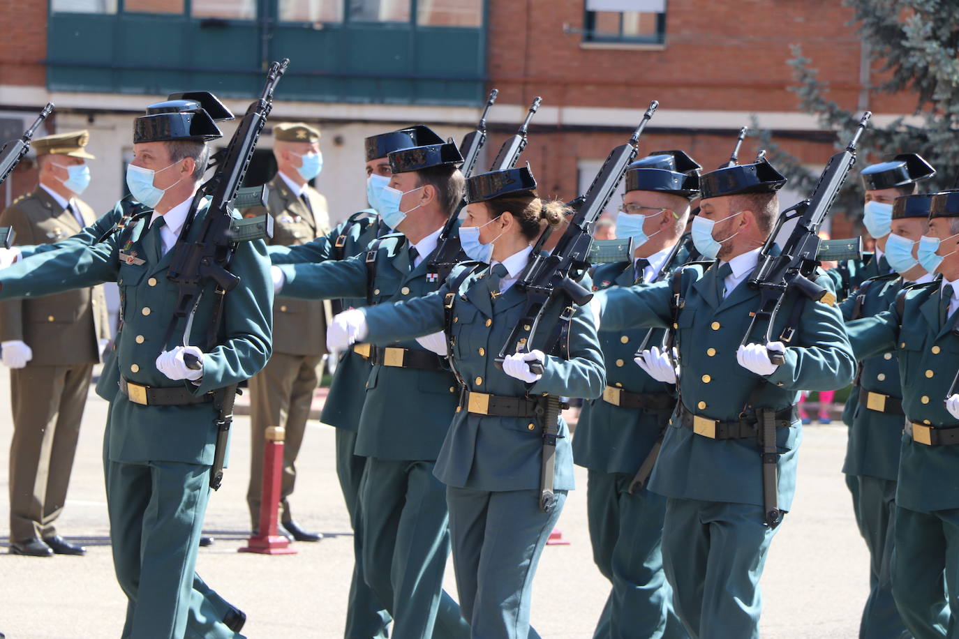 Fotos: Actos conmemorativos del 178 aniversario de la Guardia Civil en León