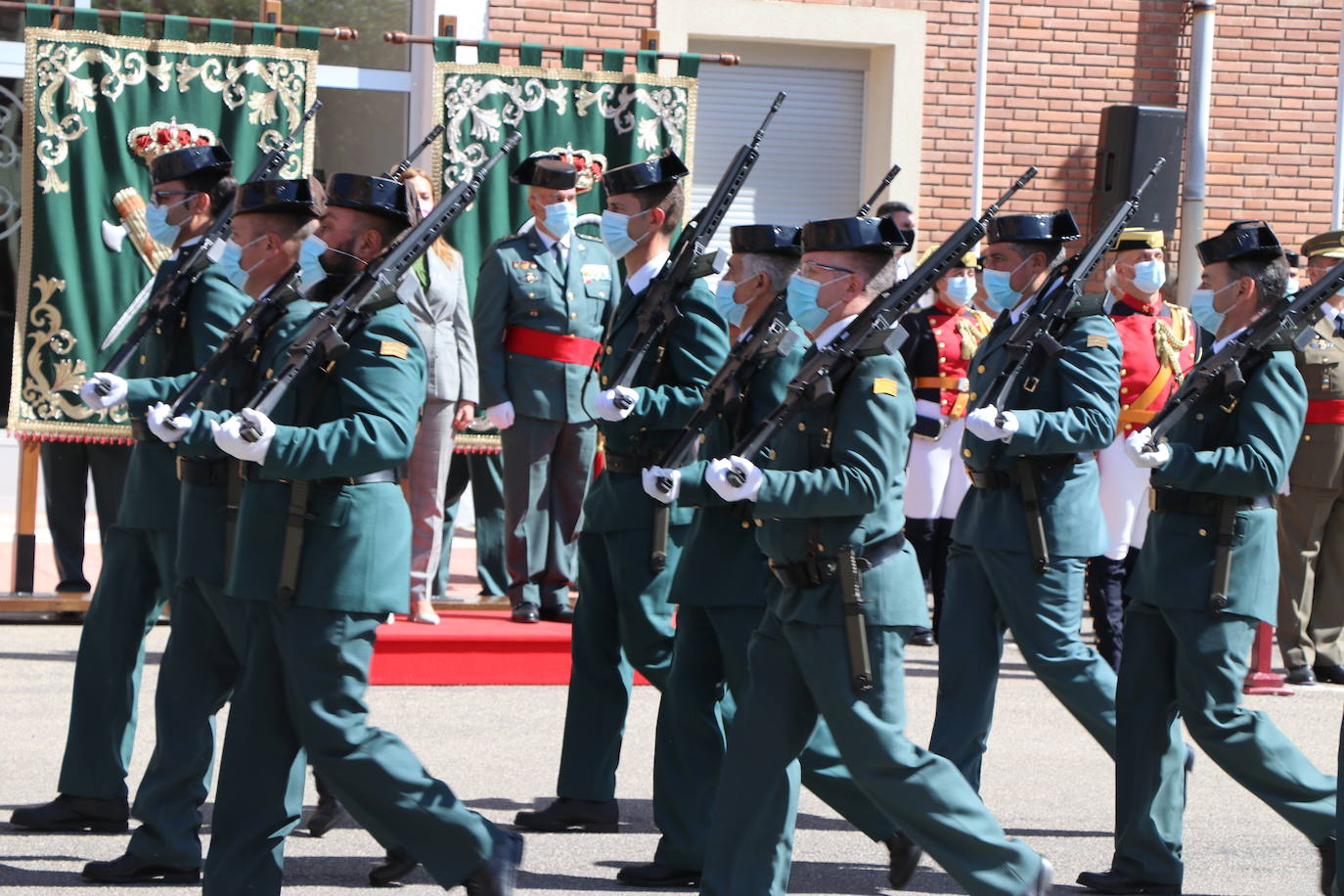 Fotos: Actos conmemorativos del 178 aniversario de la Guardia Civil en León