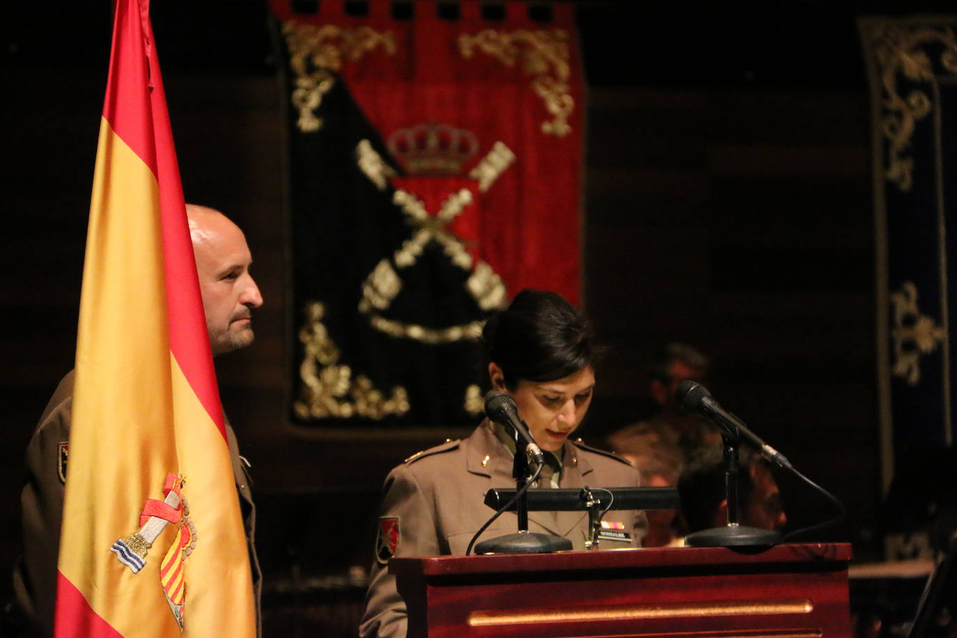 Los instrumentos con los que combaten las Fuerzas Armadas. La Unidad de Música del Cuartel General de la División «San Marcial» abre las celebraciones del Día de las Fuerzas Armadas con un concierto en el Auditorio de León. 