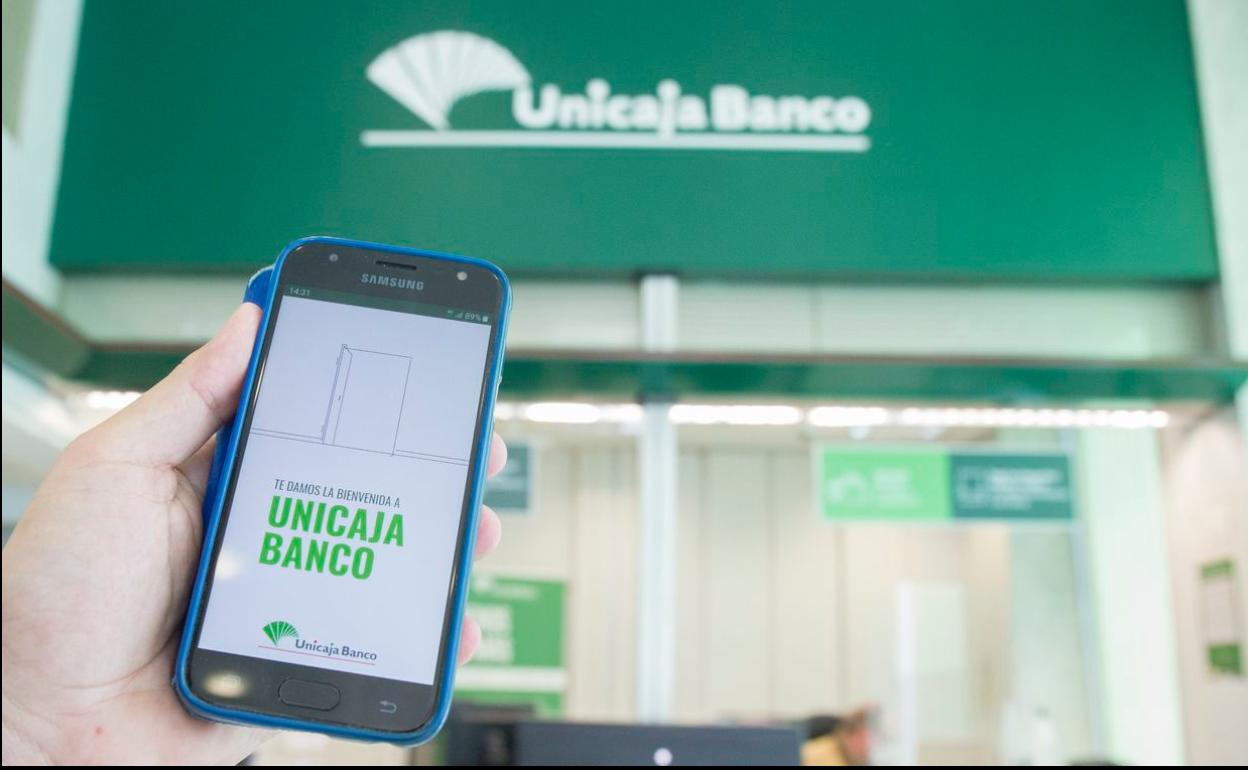 Unicaja Banco culmina la integración tecnológica y operativa con Liberbank. 