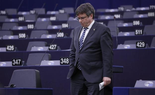 La justicia europea devuelve provisionalmente la inmunidad a Puigdemont