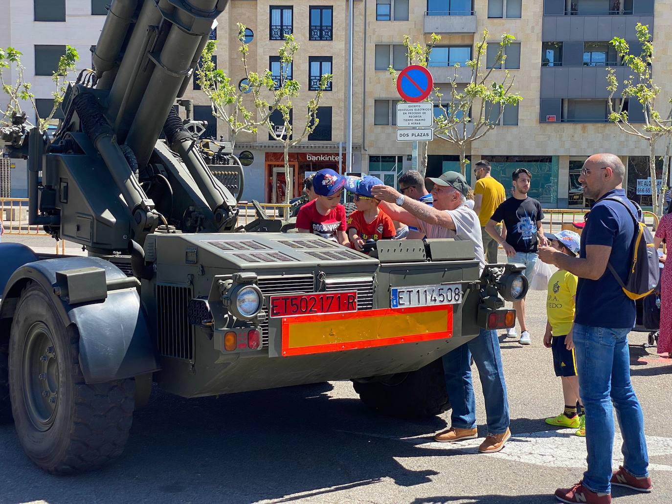 Fotos: Día de las Fuerzas Armadas en León