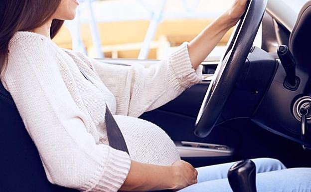 Cómo ponerte el cinturón del coche si estás embarazada