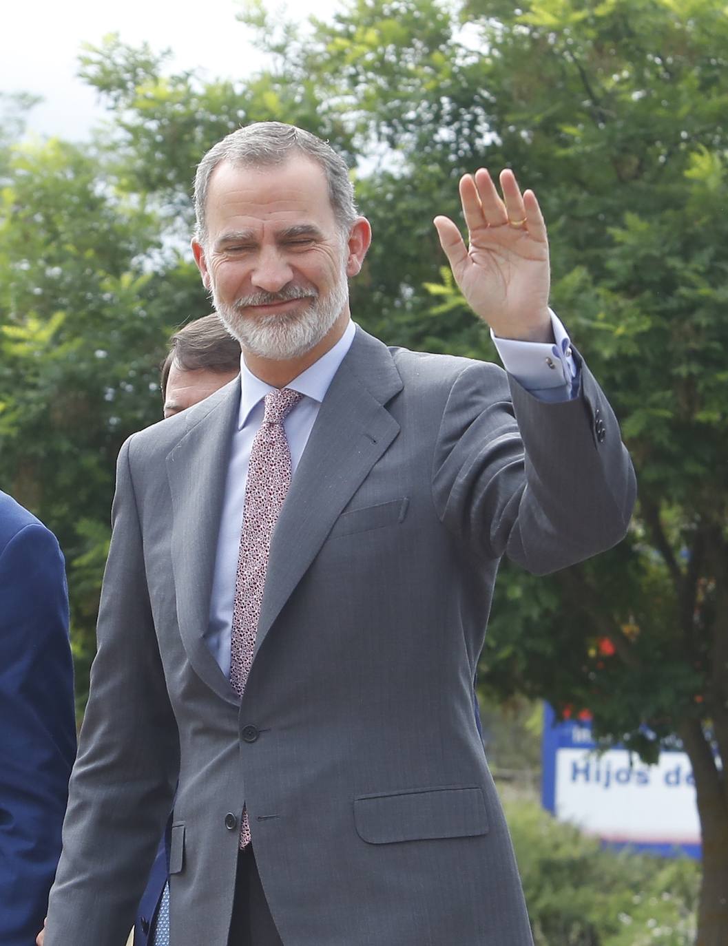 Felipe VI revivindica a El Bierzo en una visita histórica. El monarca llega a la capital del Bierzo 25 años después de que pisara la misma tierra como príncipe. El rey preside el acto de clausura del XXV Aniversario del Campus de Ponferrada de la Universidad de León.