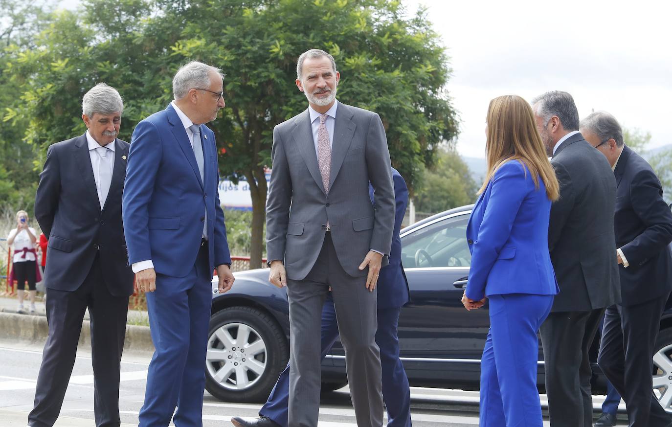 Felipe VI revivindica a El Bierzo en una visita histórica. El monarca llega a la capital del Bierzo 25 años después de que pisara la misma tierra como príncipe. El rey preside el acto de clausura del XXV Aniversario del Campus de Ponferrada de la Universidad de León.