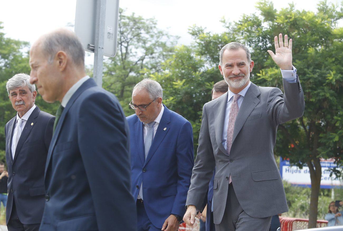 Felipe VI revivindica a El Bierzo en una visita histórica. El monarca llega a la capital del Bierzo 25 años después de que pisara la misma tierra como príncipe. El rey preside el acto de clausura del XXV Aniversario del Campus de Ponferrada de la Universidad de León.