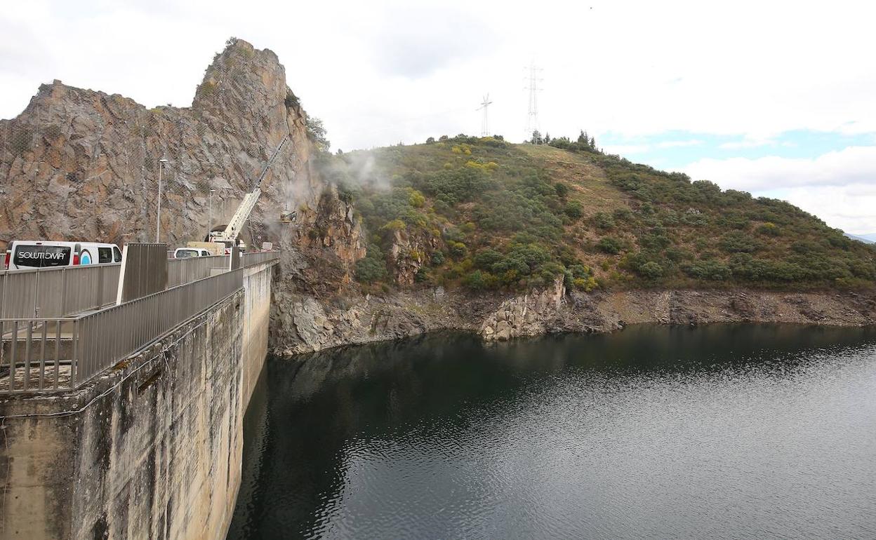 Embalse de Bárcena.