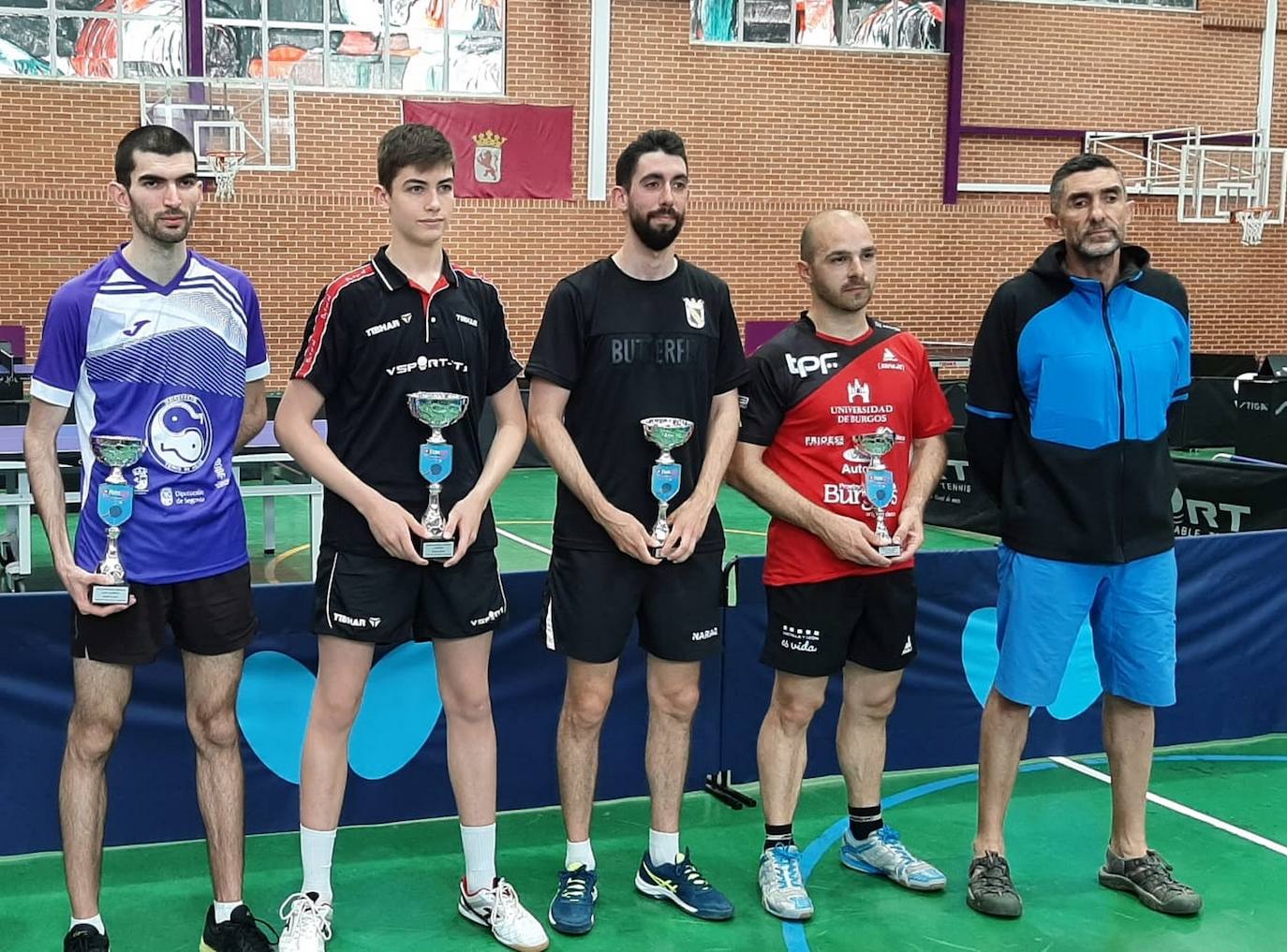 Torneo de tenis de mesa en la localidad de Valencia de Don Juan.