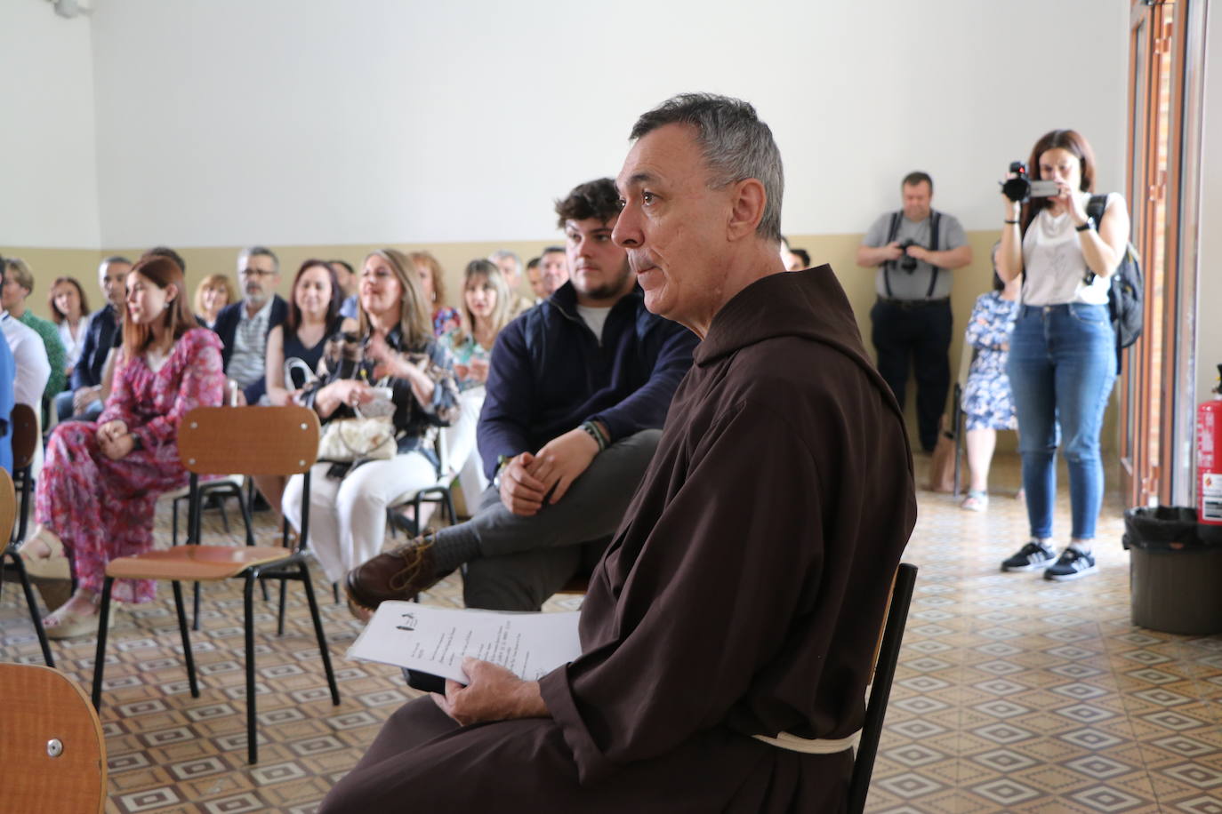 Imágenes de la presentación de la reforma en la Escuela San Francisco de León.