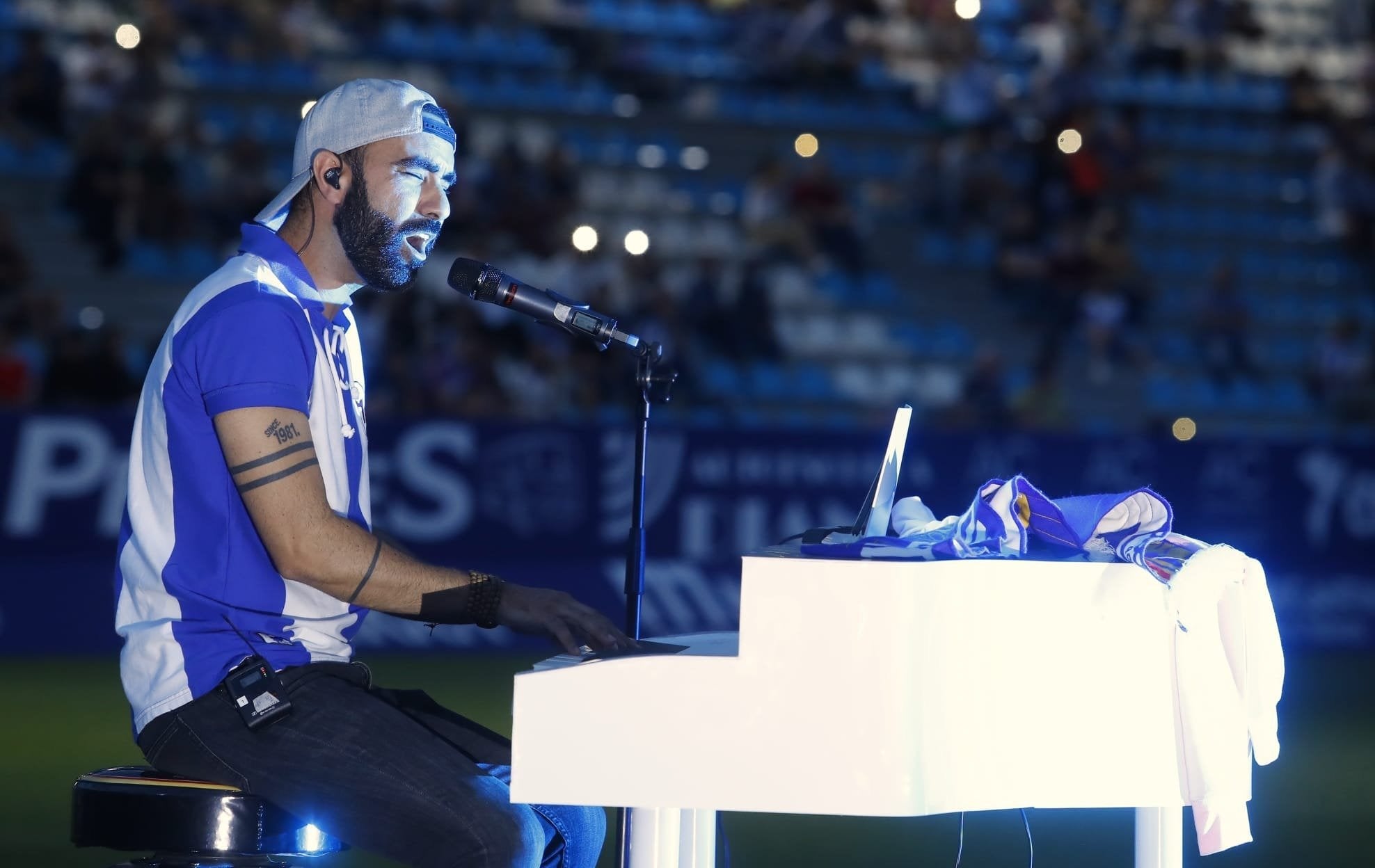 La SD Ponferradina celebra una gran fiesta en el estadio de El Toralín para conmemorar sus cien años de vida. 